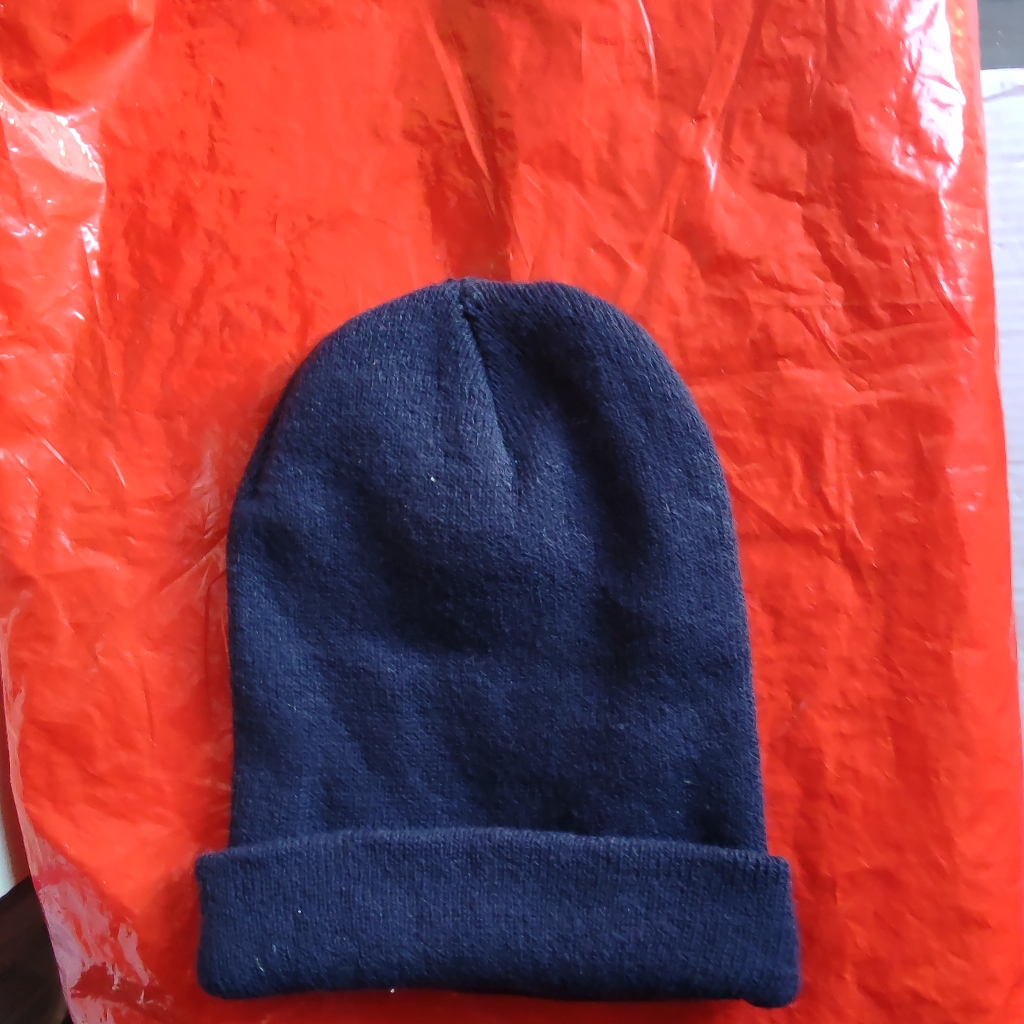 Men's Navy Blue Knit Beanie.